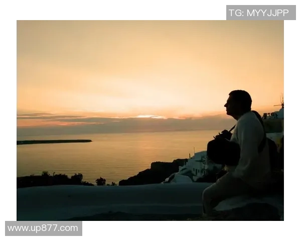 姐姐与足球明星的浪漫邂逅在绿茵场上的爱情故事