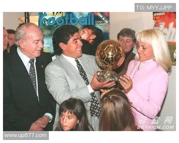 足球明星荣誉榜全解析涵盖各大赛事与个人成就 足球明星荣誉榜全解析涵盖各大赛事与个人成就